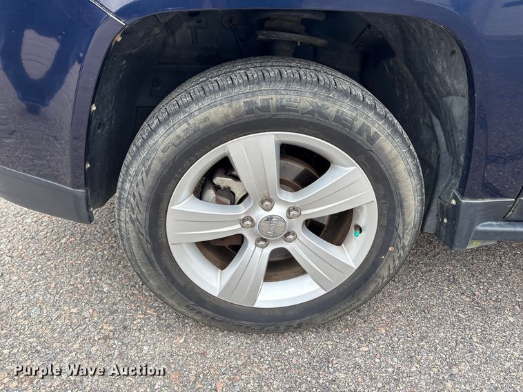 image for item ET8622 2015 Jeep Compass SUV