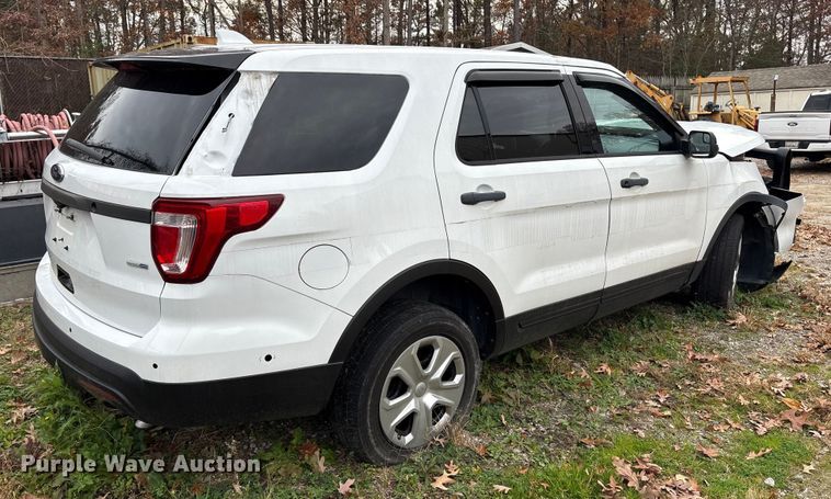 image for item ET8623 2017 Ford Explorer Police Interceptor SUV