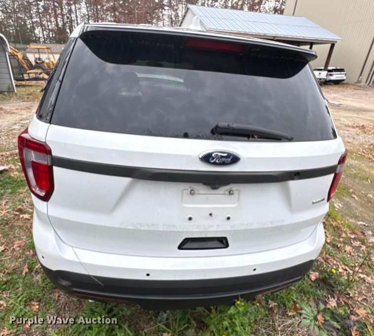 image for item ET8623 2017 Ford Explorer Police Interceptor SUV