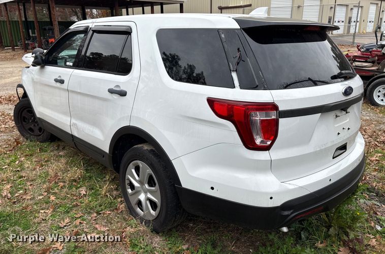 image for item ET8623 2017 Ford Explorer Police Interceptor SUV