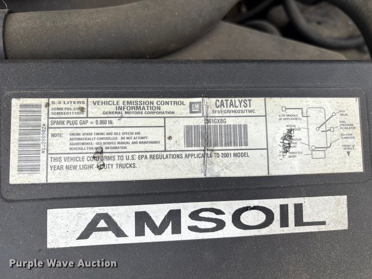 image for item ET8624 2001 Chevrolet Suburban SUV