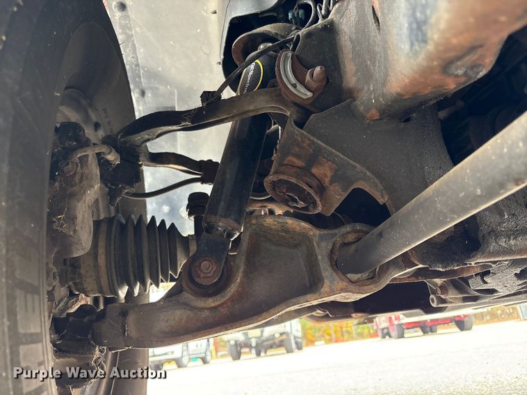 image for item ET8624 2001 Chevrolet Suburban SUV