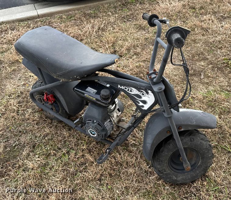 image for item EU6478 2012 Motovox MBX10 Mini bike