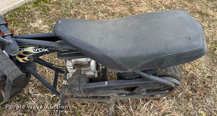 image for item EU6478 2012 Motovox MBX10 Mini bike