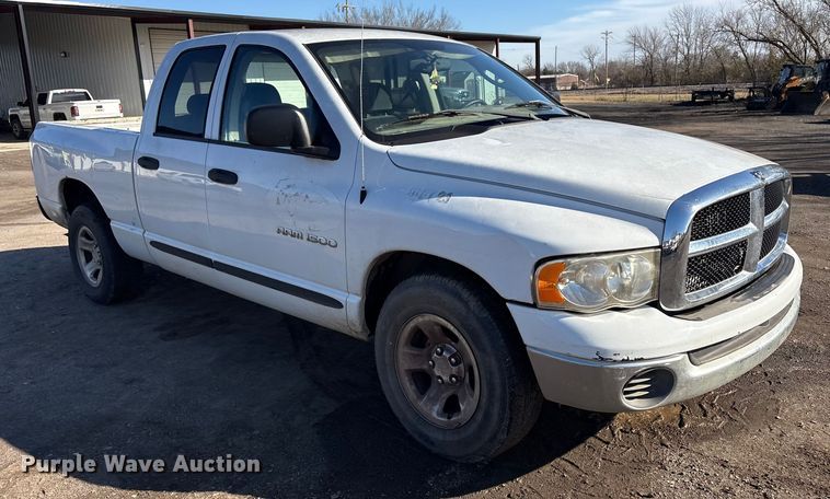 image for item EV2592 2004 Dodge Ram 1500 Ext. Cab pickup truck