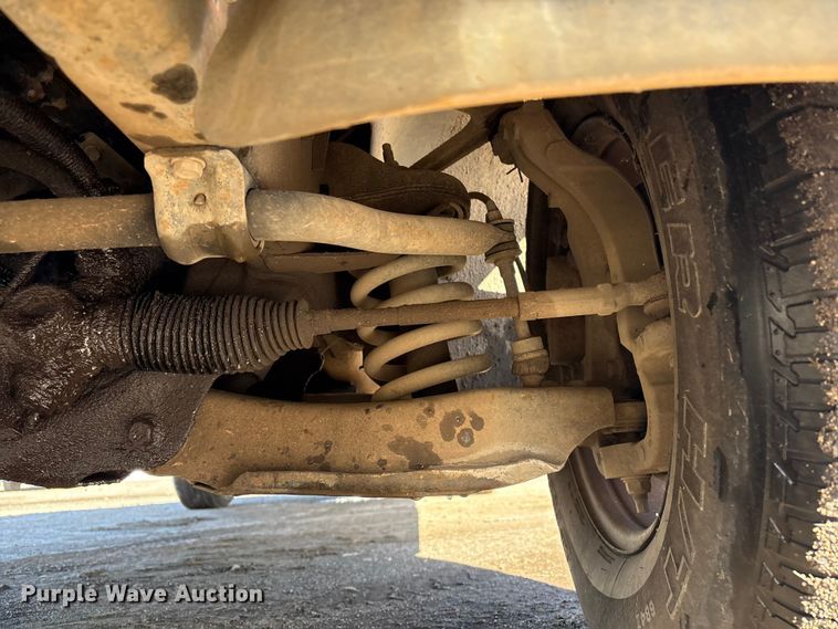 image for item EV2592 2004 Dodge Ram 1500 Ext. Cab pickup truck