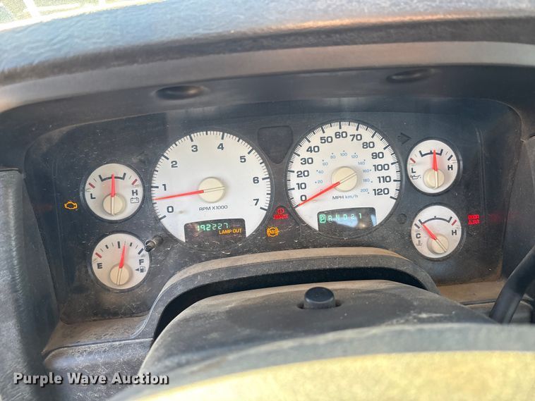 image for item EV2592 2004 Dodge Ram 1500 Ext. Cab pickup truck