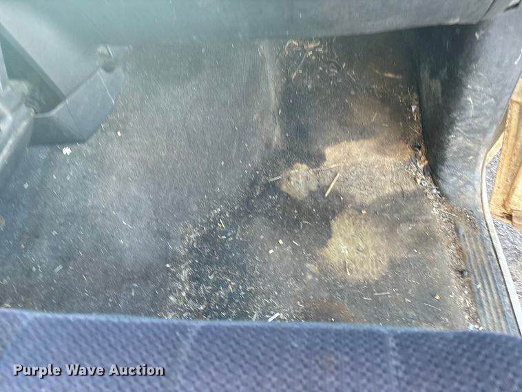 image for item EV2592 2004 Dodge Ram 1500 Ext. Cab pickup truck