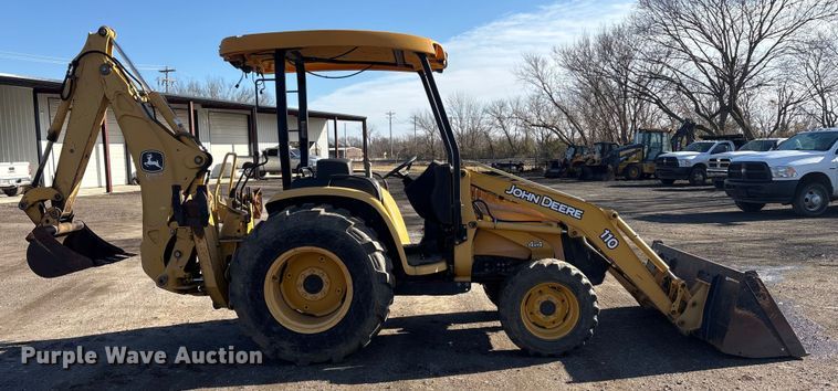 image for item EV2593 2003 John Deere 110 backhoe