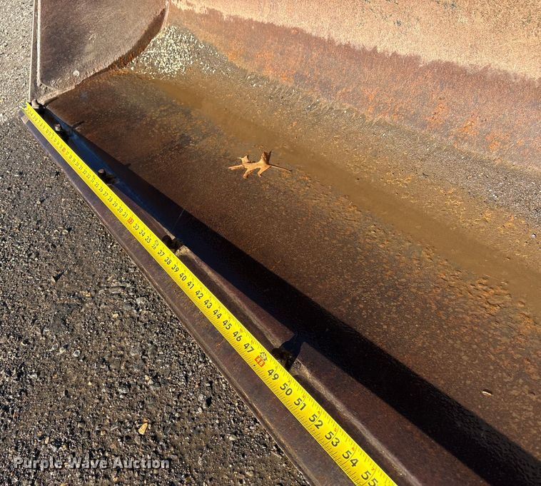 image for item EV2593 2003 John Deere 110 backhoe