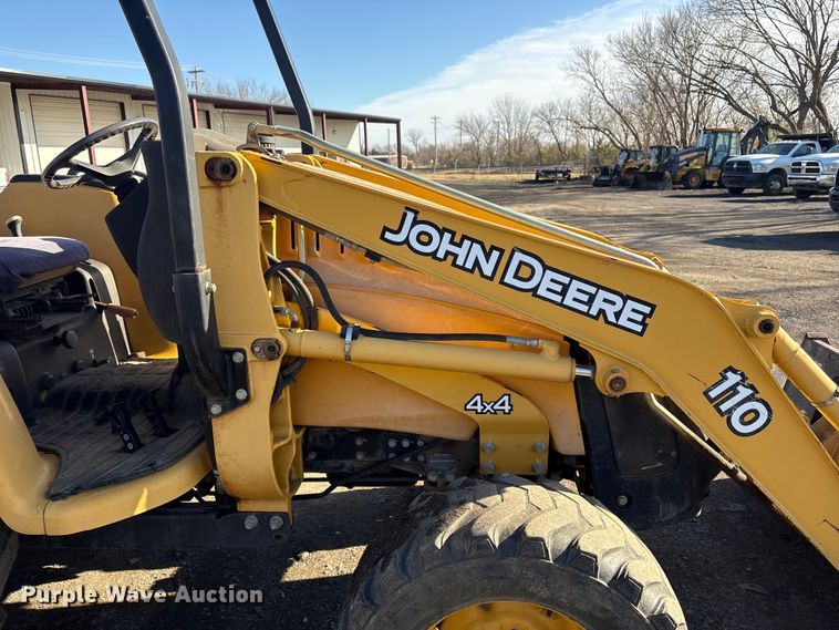 image for item EV2593 2003 John Deere 110 backhoe