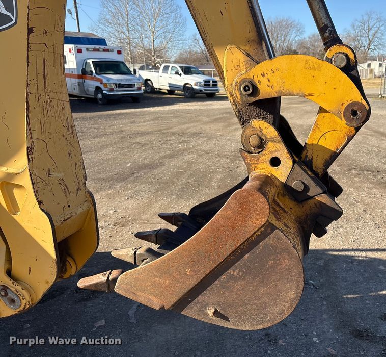 image for item EV2593 2003 John Deere 110 backhoe