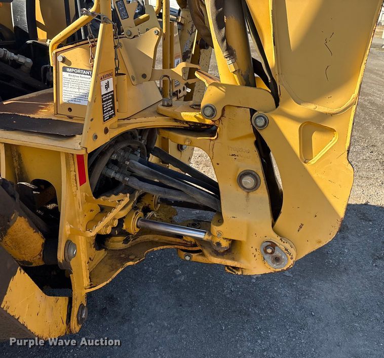 image for item EV2593 2003 John Deere 110 backhoe