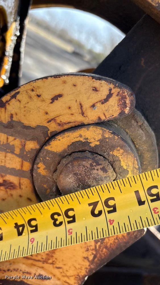 image for item EV2593 2003 John Deere 110 backhoe