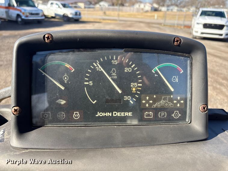 image for item EV2593 2003 John Deere 110 backhoe