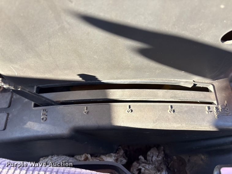 image for item EV2593 2003 John Deere 110 backhoe