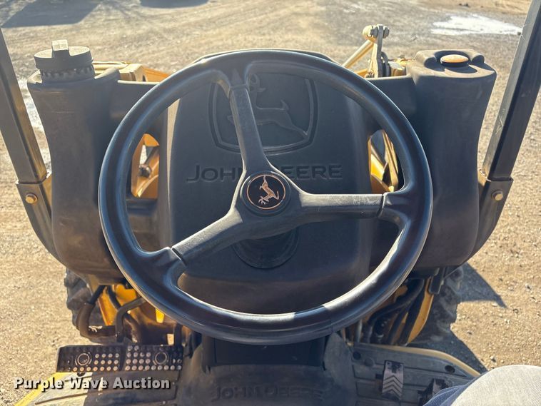 image for item EV2593 2003 John Deere 110 backhoe