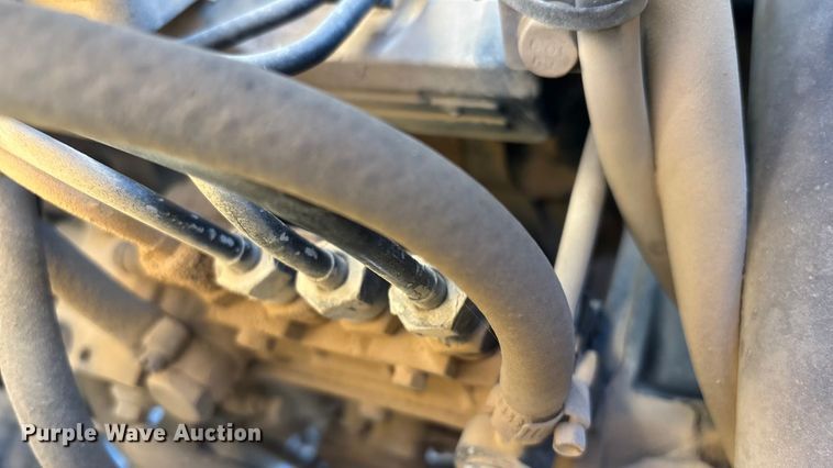 image for item EV2593 2003 John Deere 110 backhoe