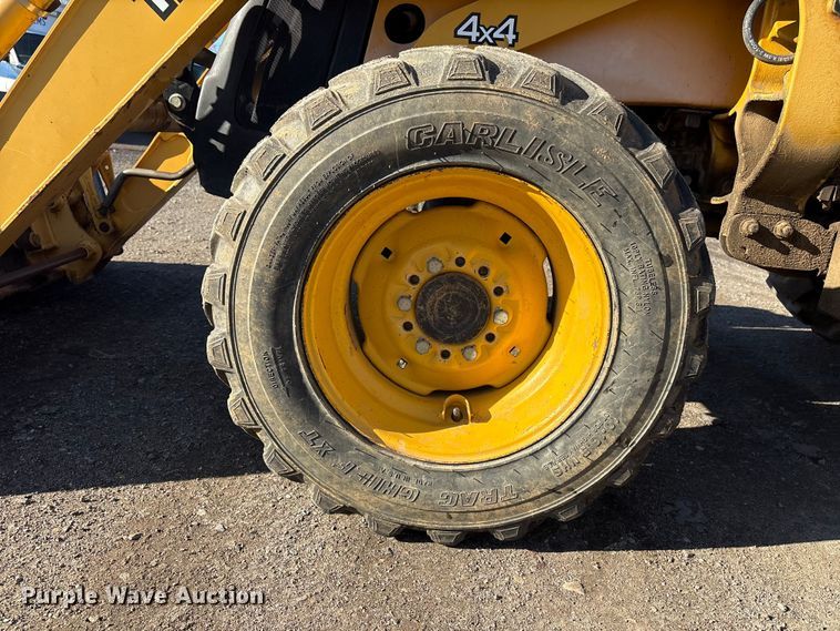 image for item EV2593 2003 John Deere 110 backhoe