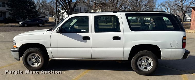 image for item FB0544 2006 Chevrolet Suburban SUV