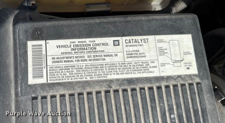 image for item FB0544 2006 Chevrolet Suburban SUV