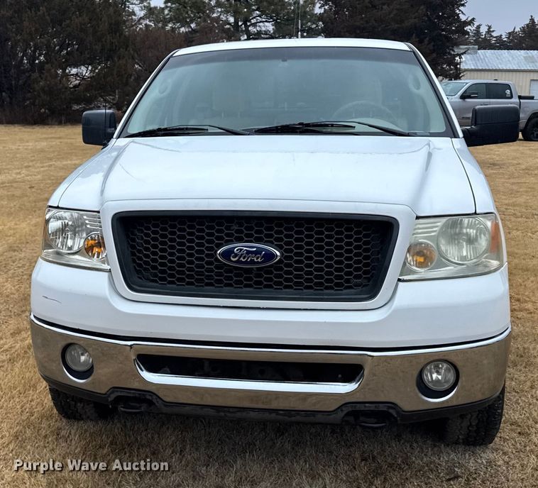 image for item FB0553 2006 Ford F150 Ext. Cab pickup truck