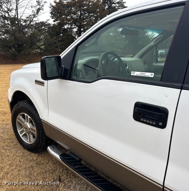 image for item FB0553 2006 Ford F150 Ext. Cab pickup truck