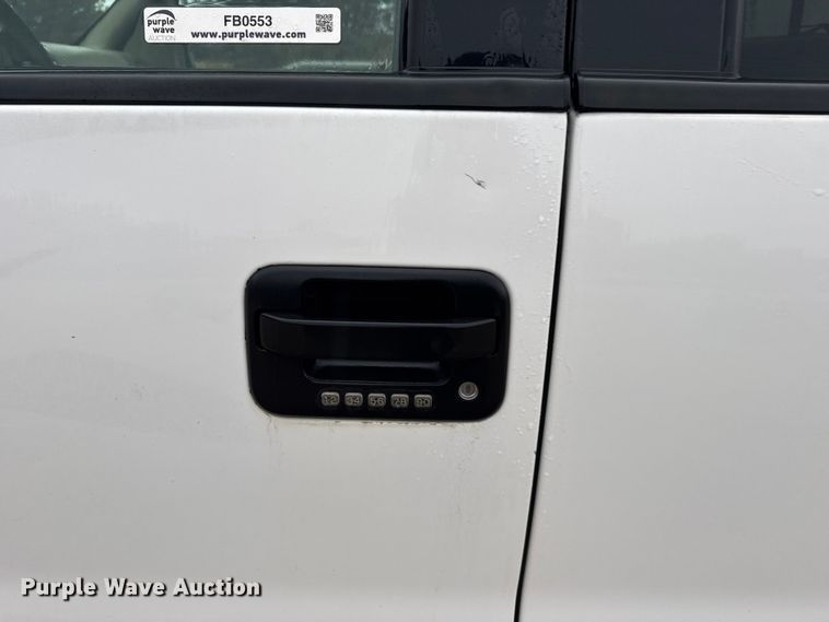 image for item FB0553 2006 Ford F150 Ext. Cab pickup truck