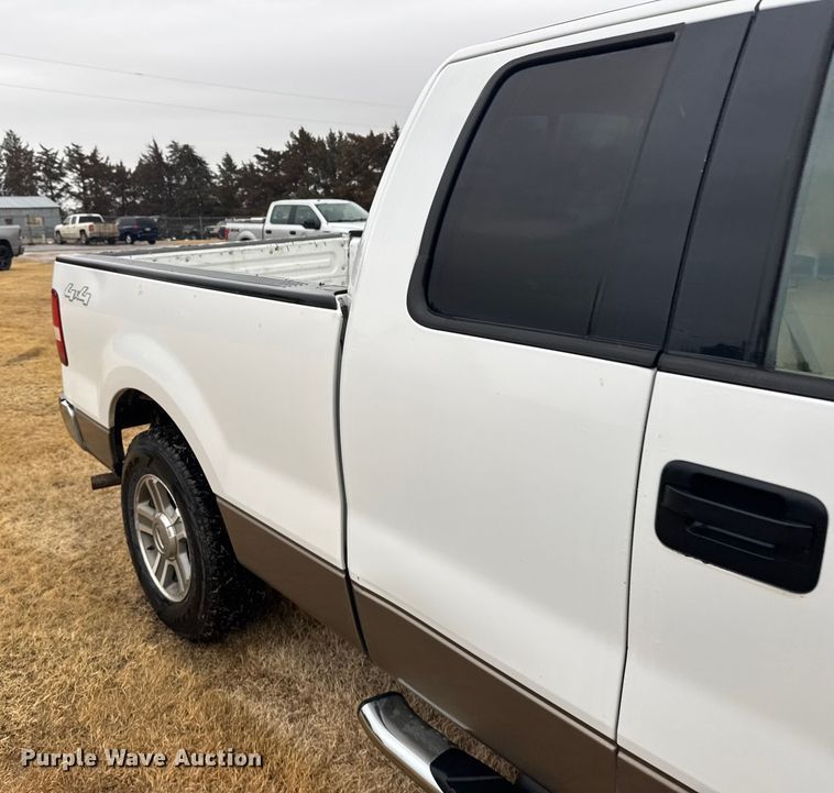 image for item FB0553 2006 Ford F150 Ext. Cab pickup truck