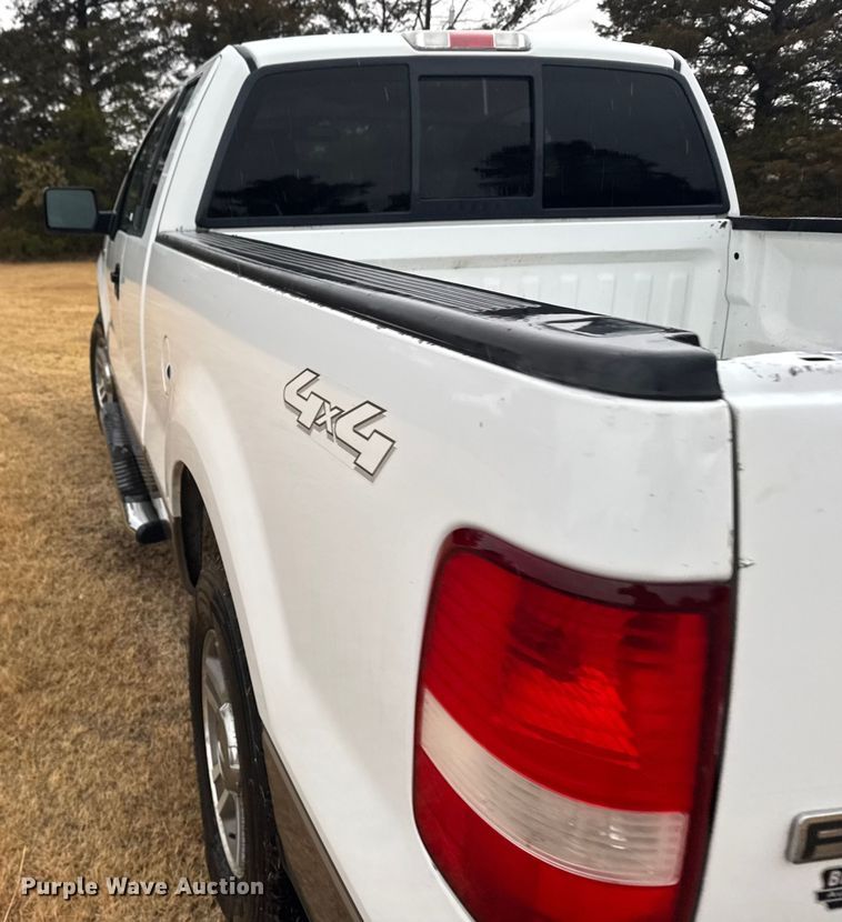 image for item FB0553 2006 Ford F150 Ext. Cab pickup truck