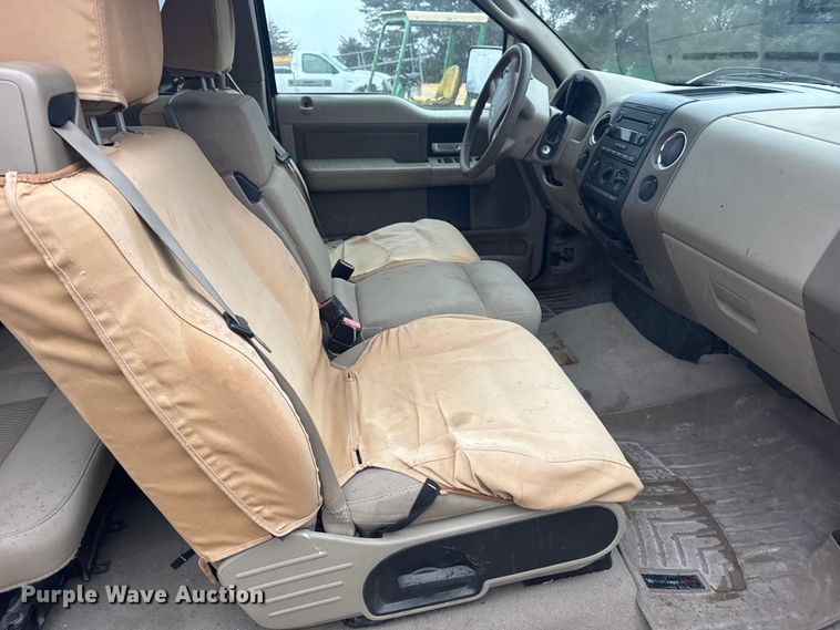 image for item FB0553 2006 Ford F150 Ext. Cab pickup truck