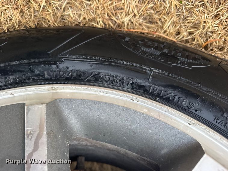 image for item FB0553 2006 Ford F150 Ext. Cab pickup truck