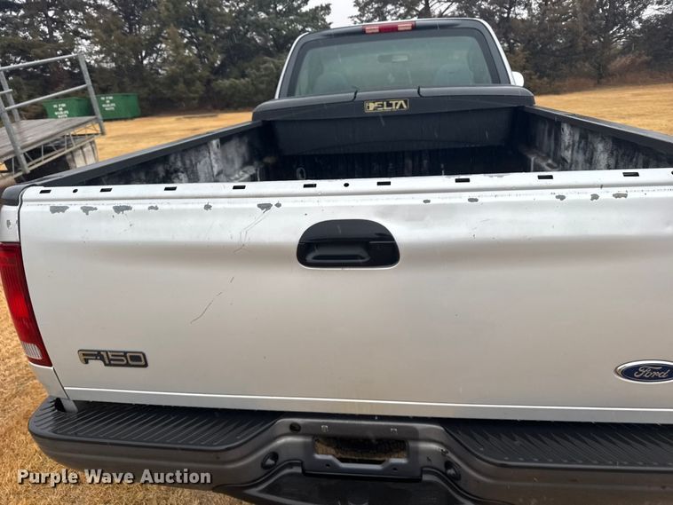 image for item FB0554 2003 Ford F150 pickup truck