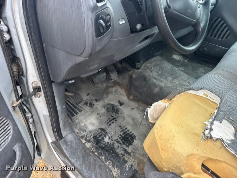 image for item FB0554 2003 Ford F150 pickup truck