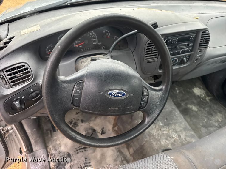 image for item FB0554 2003 Ford F150 pickup truck