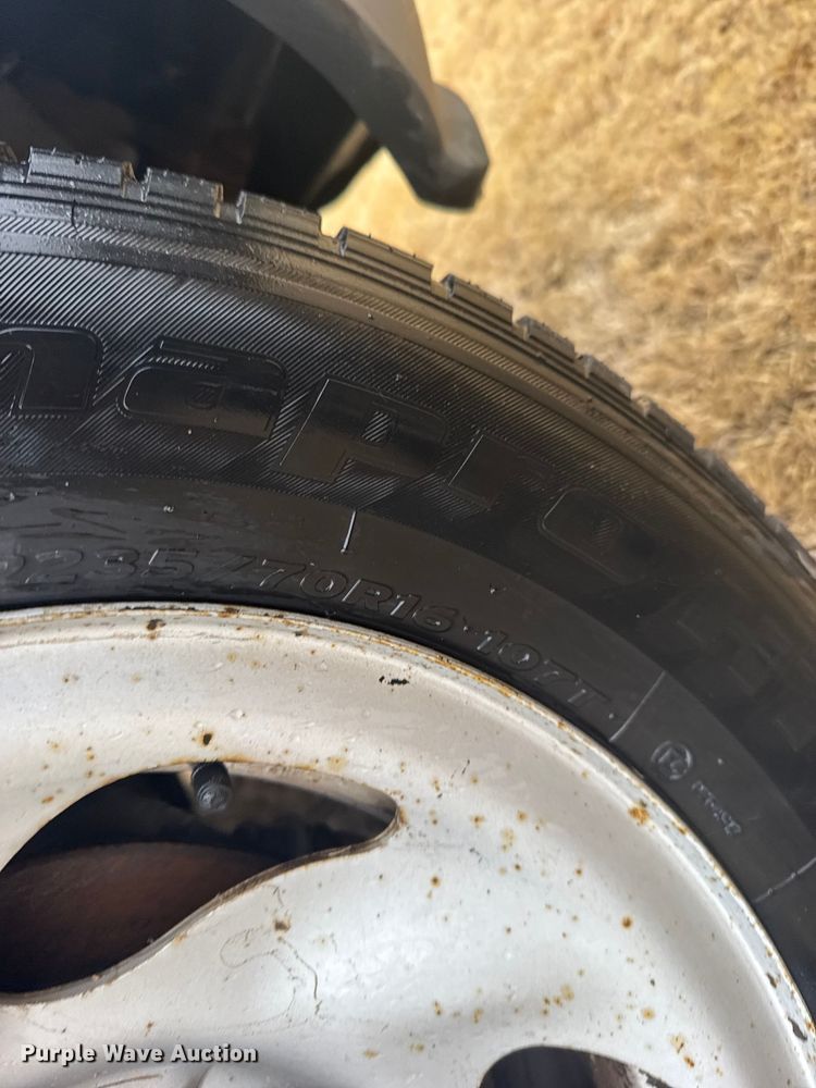 image for item FB0554 2003 Ford F150 pickup truck