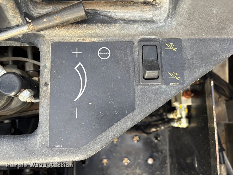 image for item FG2513 2017 Ditch Witch JT10 directional boring unit