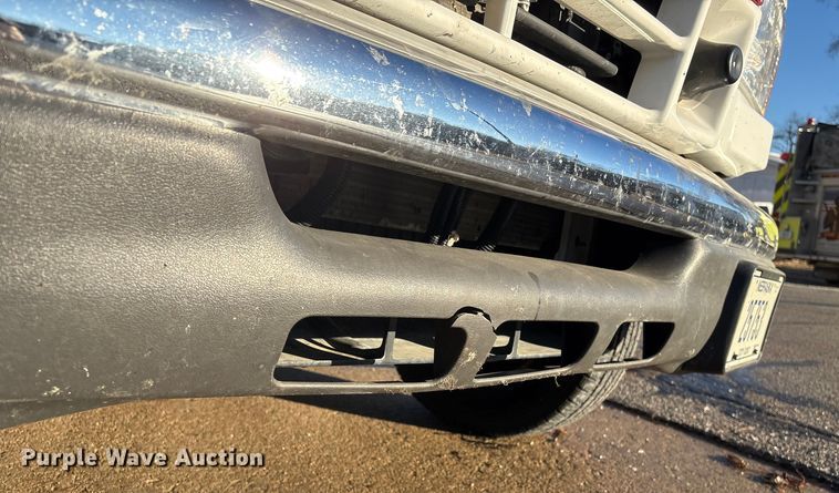 image for item FG2514 2004 Ford E450 Super Duty ambulance