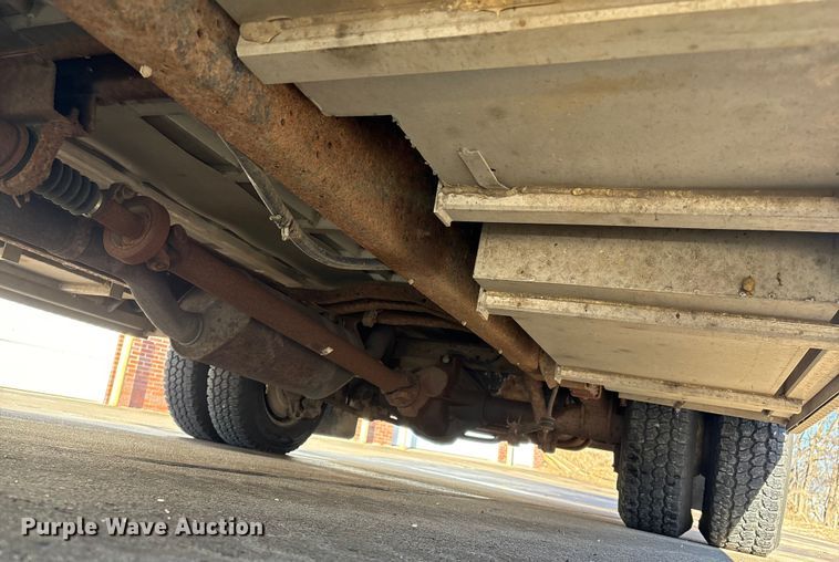 image for item FG2514 2004 Ford E450 Super Duty ambulance