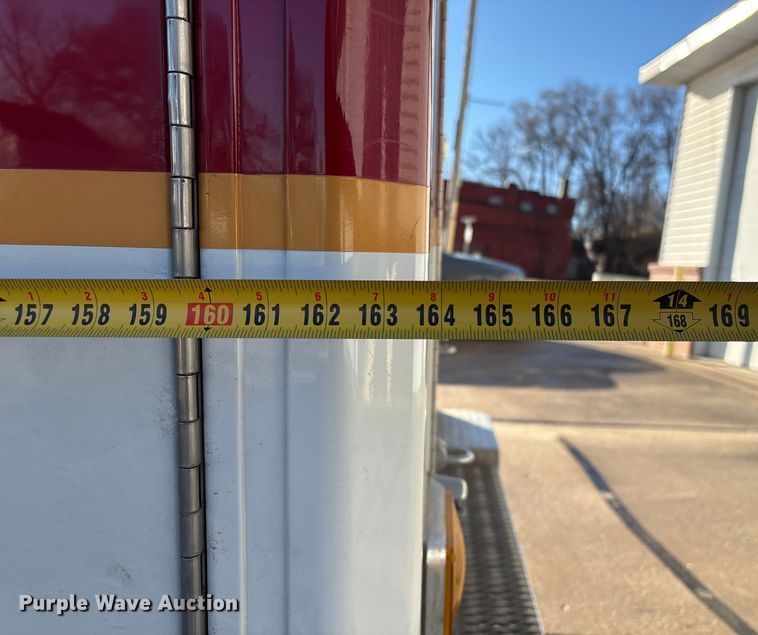 image for item FG2514 2004 Ford E450 Super Duty ambulance