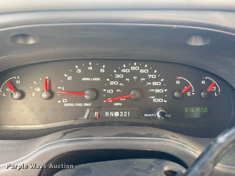 image for item FG2514 2004 Ford E450 Super Duty ambulance