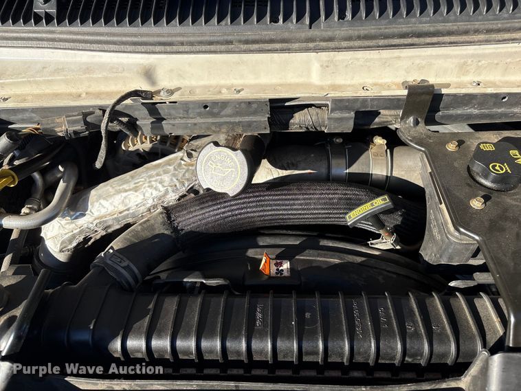 image for item FG2514 2004 Ford E450 Super Duty ambulance