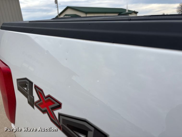 image for item FG2528 2022 Ford F150 Ext. Cab pickup truck