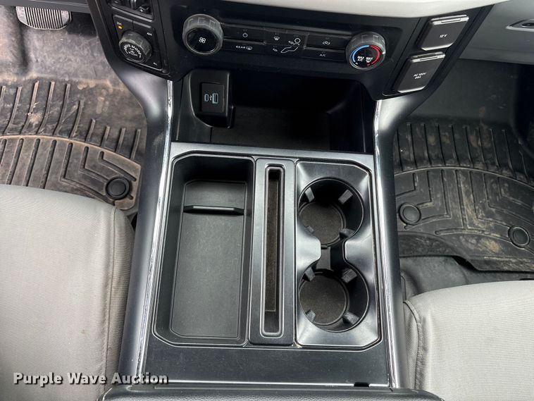 image for item FG2528 2022 Ford F150 Ext. Cab pickup truck