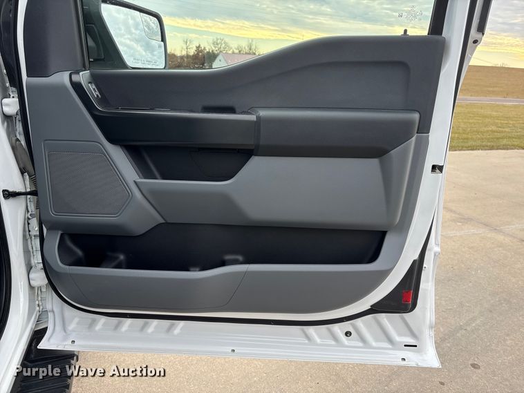 image for item FG2528 2022 Ford F150 Ext. Cab pickup truck