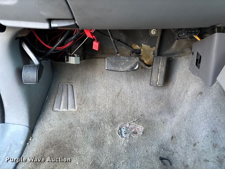 image for item FI1609 1997 Ford Expedition XLT SUV