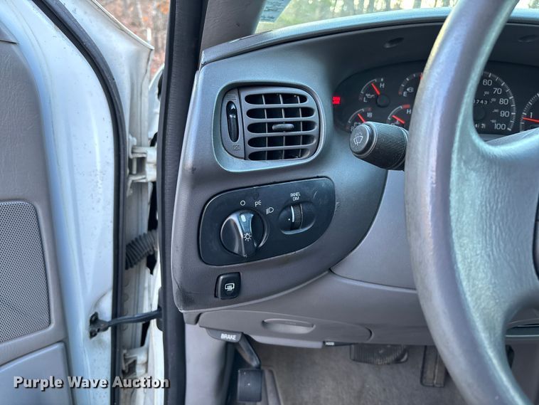 image for item FI1609 1997 Ford Expedition XLT SUV