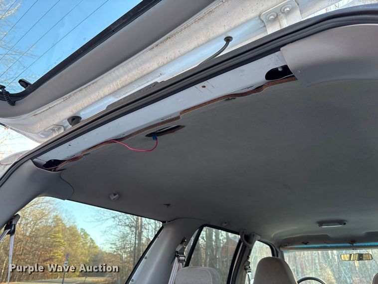 image for item FI1609 1997 Ford Expedition XLT SUV