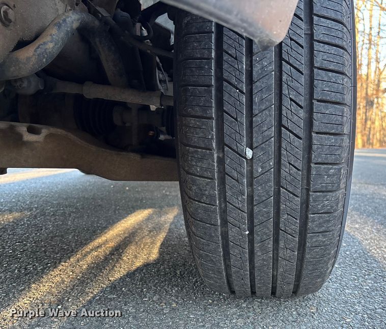 image for item FI1609 1997 Ford Expedition XLT SUV