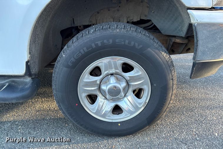 image for item FI1609 1997 Ford Expedition XLT SUV